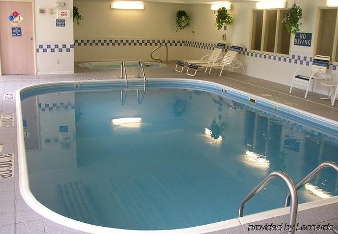 Dubuque Inn & Suites Luaran gambar