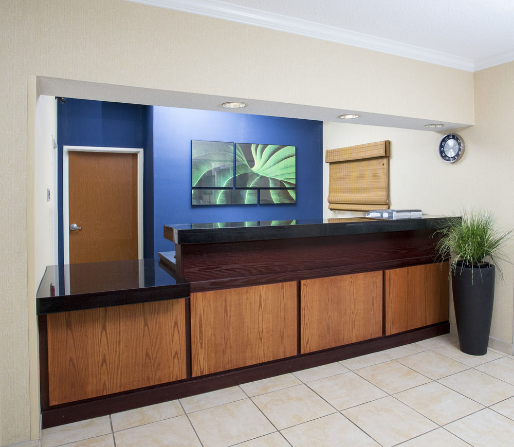 Dubuque Inn & Suites Luaran gambar